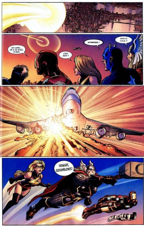  Avengers vs X-Men T1, comics chez Panini Comics de Aaron, Bendis, Romita Jr, Martin, Cheung, Coipel